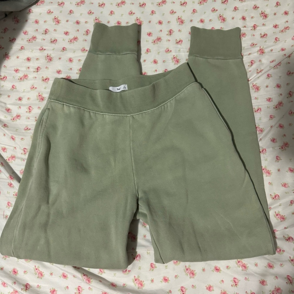 TNA sweatpants